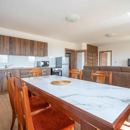 Nola By Interhome Feriehus Viskovo