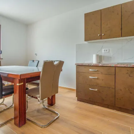 Feriehus Nola By Interhome